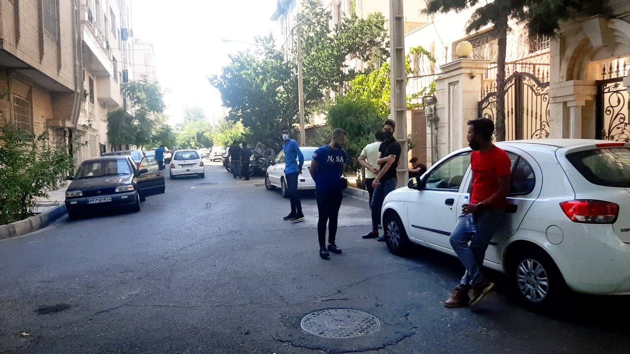 تجمع سرخابی‌ها با حضور پلیس بهم خورد 