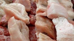 رئیس اتحادیه فروشندگان گوشت قرمز اصفهان: تجویز پزشکی، دُنبه را هم گران کرد