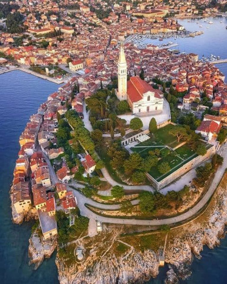 گوناگون/ روینج شهری کوچک و زیبا در کرواسی
