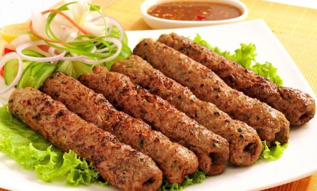 نهار/ طرز تهيه «لوله کباب» افغانستاني؛ خوشمزه  و لذيذ