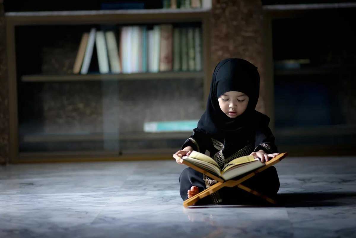 حفظ قرآن برای کودکان را از چه زمانی آغاز کنیم؟