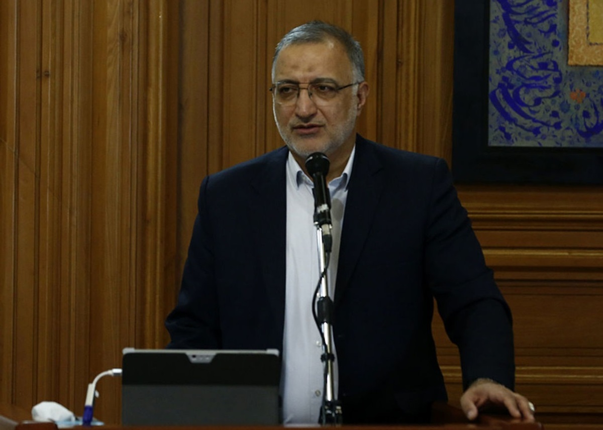 زاکانی: بلیت مترو باید ۲۰ هزار تومان باشد