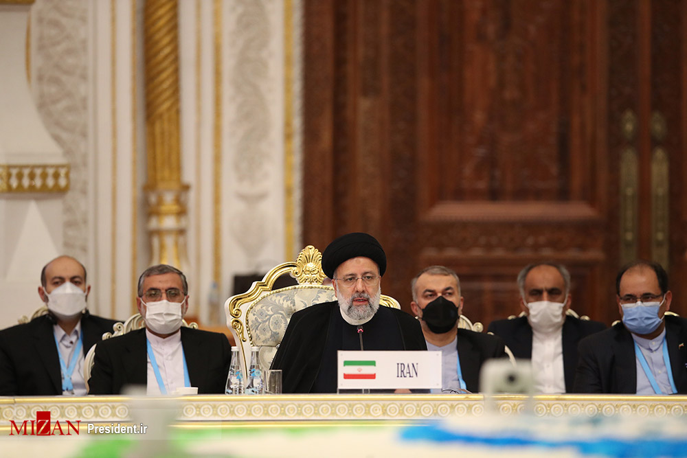 عکس/ لحظه سخنرانی رئیس جمهور در اجلاس سران شانگهای