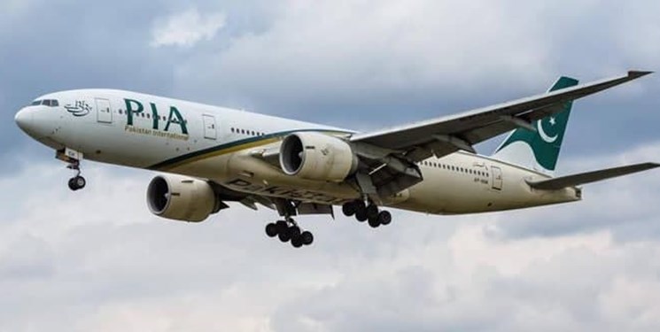 اولین هواپیمای پاکستانی پس از 10 سال در فرودگاه دمشق به زمین نشست