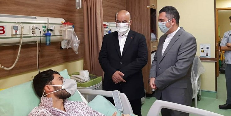 عیادت سرپرست و معاون باشگاه از مهاجم پرسپولیس