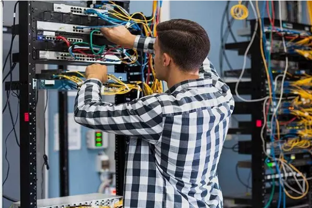 لزوم تقویت تولید محصولات ICT در مقیاس جهانی