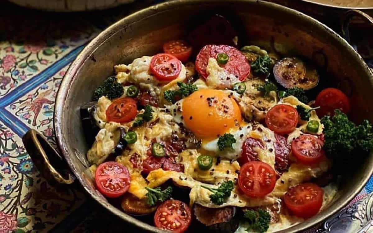 طرز تهيه مرحله به مرحله «ورقه بادمجان گيلاني» خوشمزه و پرطرفدار