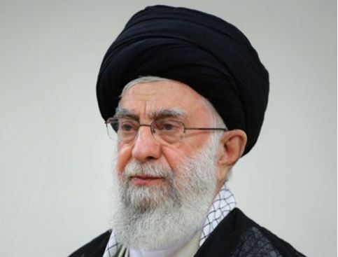 رهبر انقلاب فرمانده نیروی هوایی ارتش را منصوب کردند