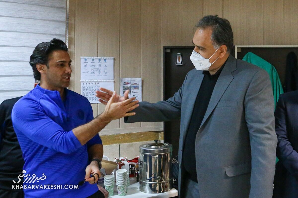 هنوز با استعفای مددی موافقت نشده است