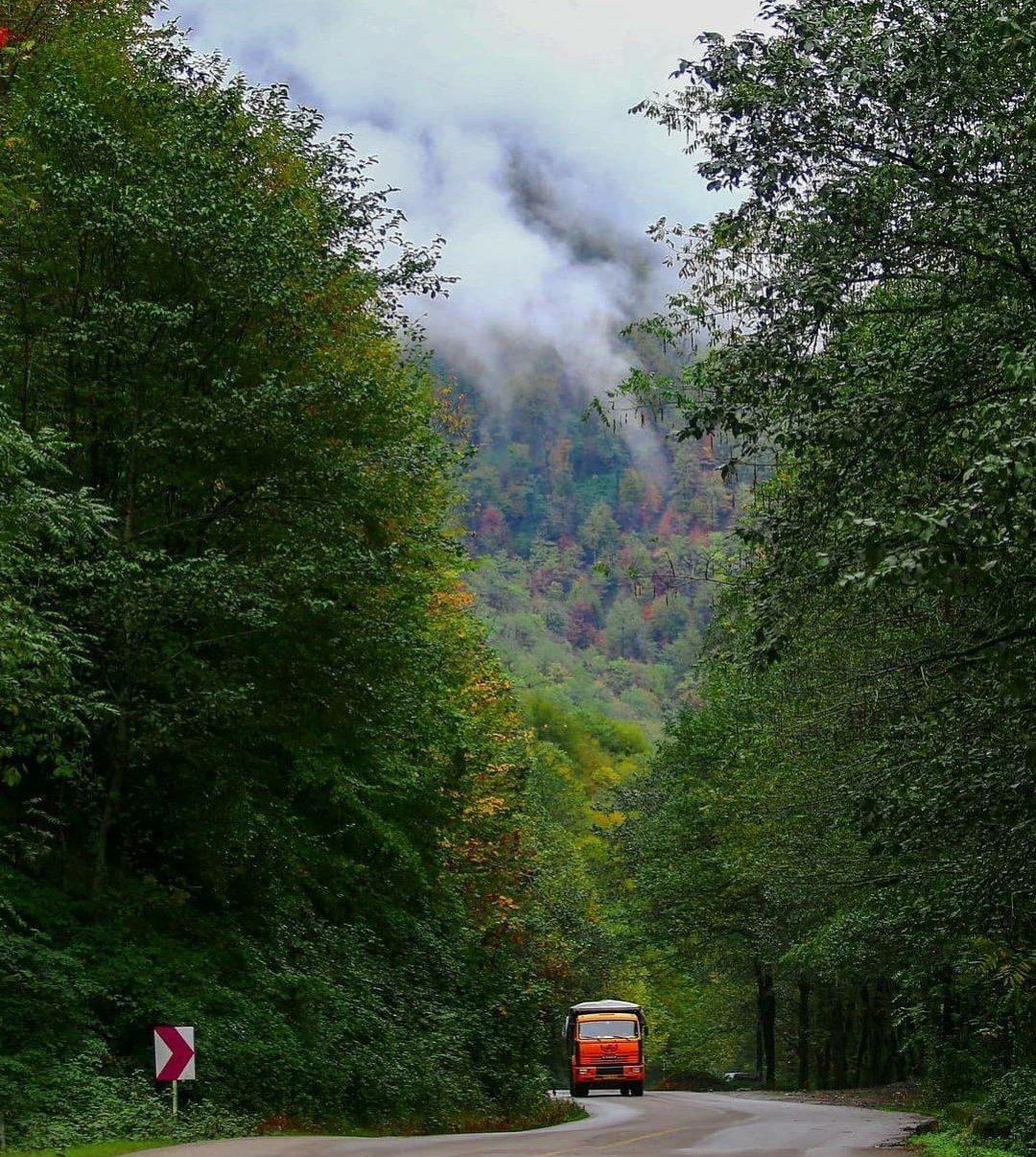جاده زیبای سیاهکل به دیلمان