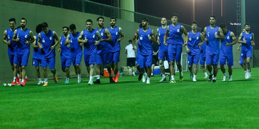 مربی و بازیکن استقلال تهدید به اخراج شدند