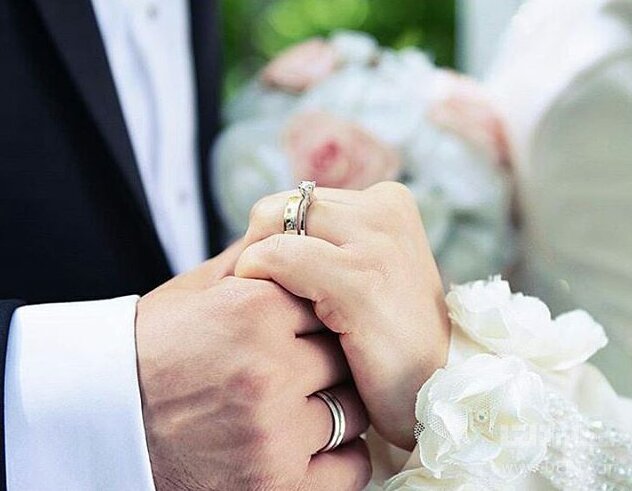 چگونه با درآمد کم ازدواج کنیم؟
