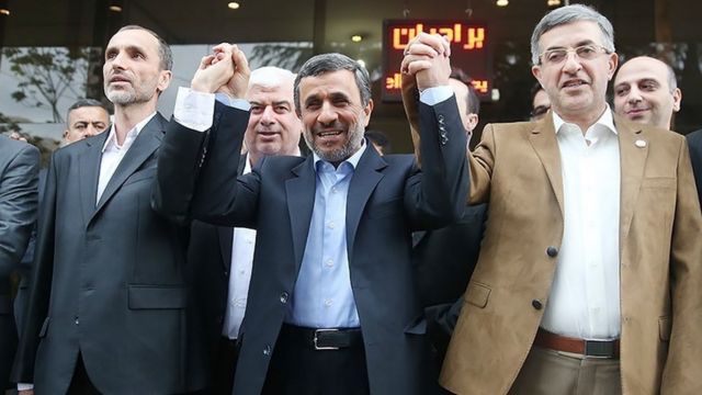 احمدی‌نژادی‌های بیمار در اویـن