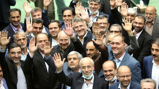 اتهام‌زنی مدعیان اصلاحات به مجلس برای تطهیر آمریکا