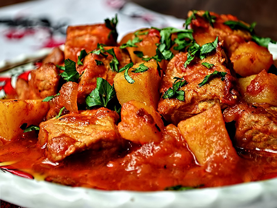 طرز تهیه تاسکباب؛ متفاوت و خوشمزه