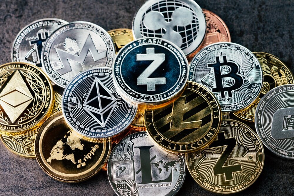 وضعیت ترکیبی بازار رمزارزها؛ بیت کوین در کانال ۴۴هزار دلاری
