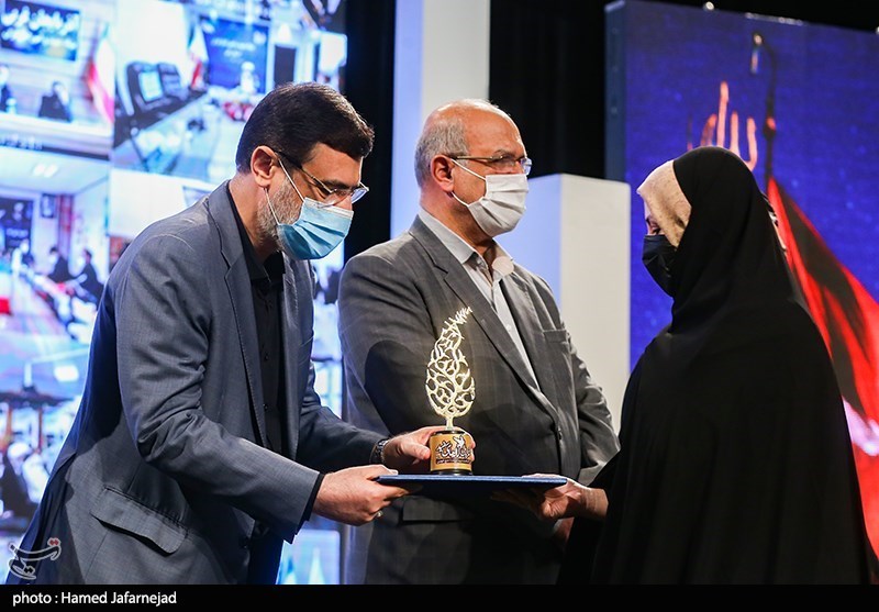 عکس/ اشک های خانواده شهدای مکه و منا