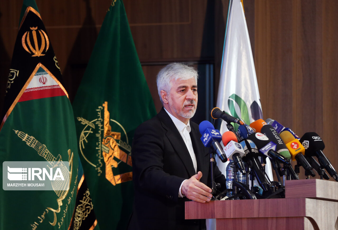 وزیر ورزش: همگام با سیاستهای نظام حرکت خواهیم کرد