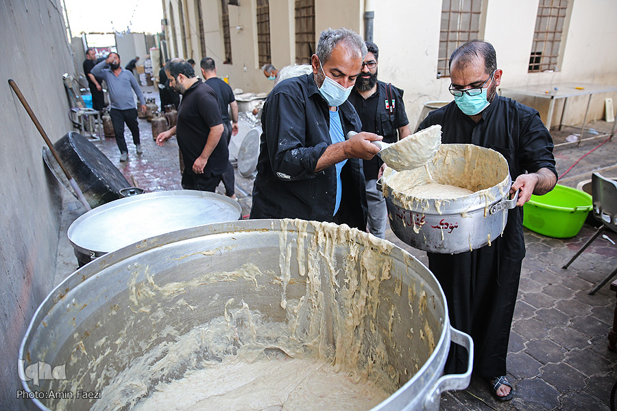 عکس/ موکب کفیل زینب شیرازی‌ها در شهر نجف
