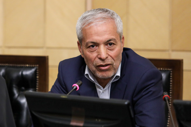 میرلوحی: رئیسی منت نمیکشد بلکه سر آمریکا منت هم میگذارد