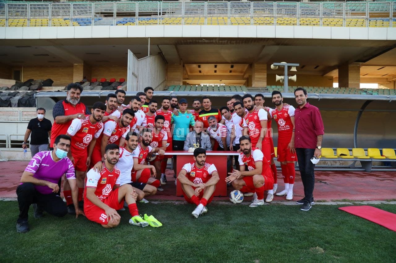 جشن تولد خوردبین با حضور پرسپولیسیها