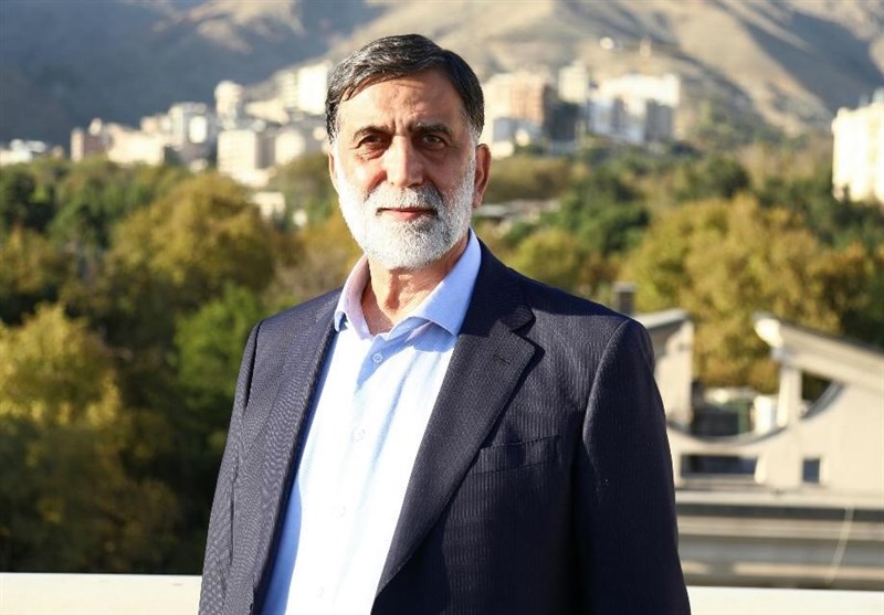 آجورلو: استقلال امروز آرامش و وحدت می‌خواهد