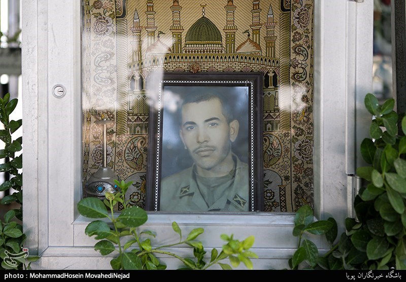 زنده نگه داشتن یاد و نام شهدا؛ خوشا آنانکه مردانه مرده‌اند...