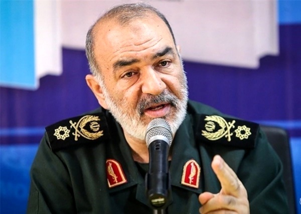 فرمانده کل سپاه ارتحال علامه حسنزاده آملی را تسلیت گفت
