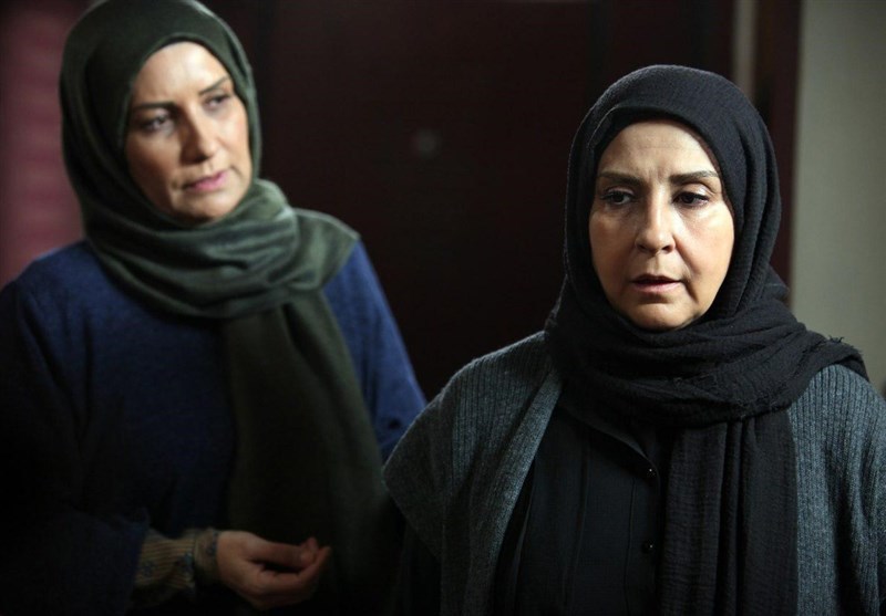 چرا افسانه به حمید کار داده؟!
