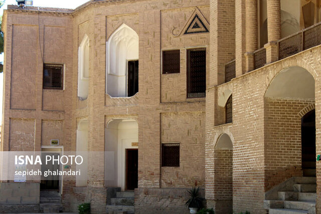 باغ و عمارت جهانی اکبریه بیرجند