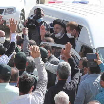 مزیت‌های سفرهای استانی رئیس جمهور از زبان یک نماینده مجلس