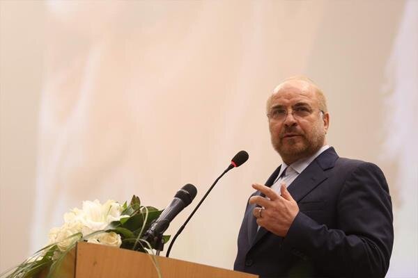 قالیباف: صداوسیما باید فرزند زمانه خویش باشد