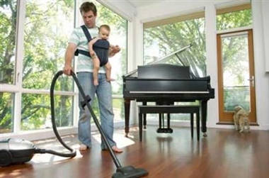 ۲۰ کاری که آقایان متاهل قادر نیستند درست انجام دهند