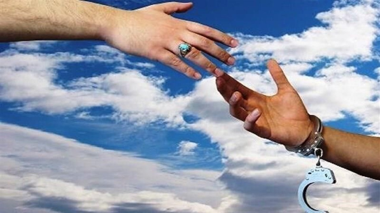 آزادی ۱۴ محکوم مالی یزدی در ماه صفر