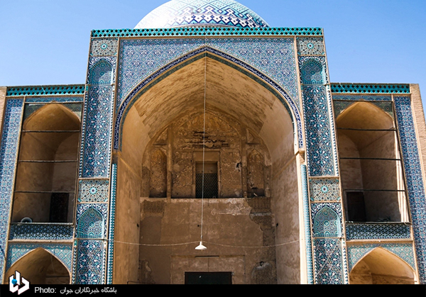 حال ناخوش بقعه سید رکن‌الدین یزد