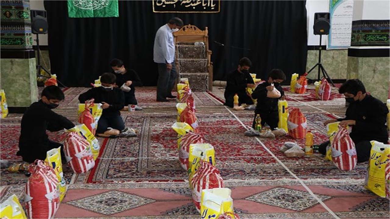 توزیع ۸۲ هزار بسته معیشتی و غذای گرم بین نیازمندان خراسان شمالی