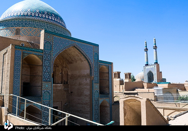 حال ناخوش بقعه سید رکن‌الدین یزد