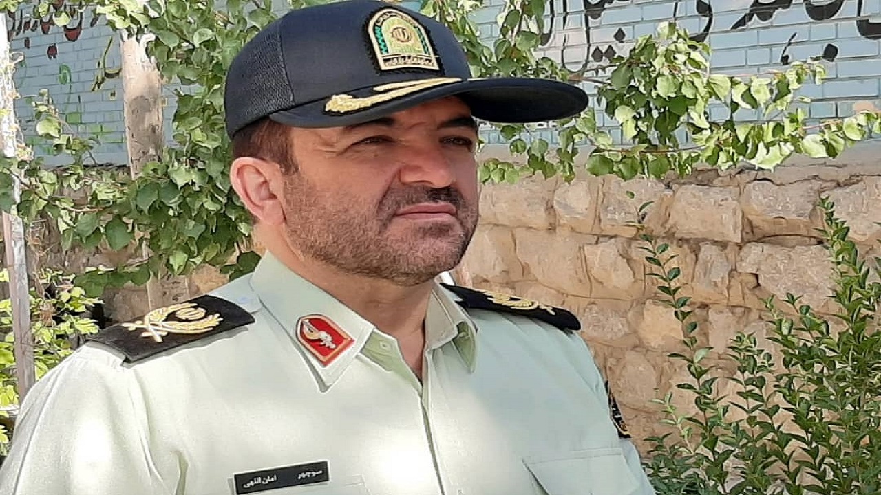 توقیف کامیون حامل پارچه قاچاق در چهارمحال و بختیاری