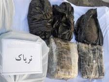 کشف ۶۹ کیلو تریاک از یک خودروی سواری در دلیجان