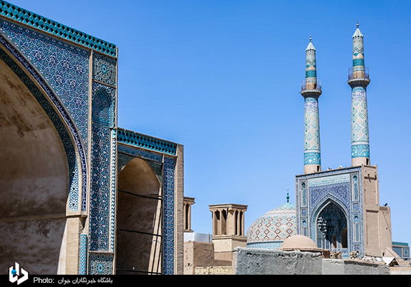 حال ناخوش بقعه سید رکن‌الدین یزد