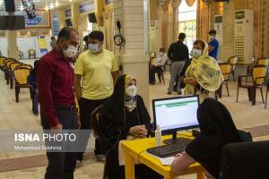 رئیس دانشگاه علوم پزشکی بوشهر: کارمندان واکسن‌گریز هفته‌ای یک‌بار تست کرونا بدهند