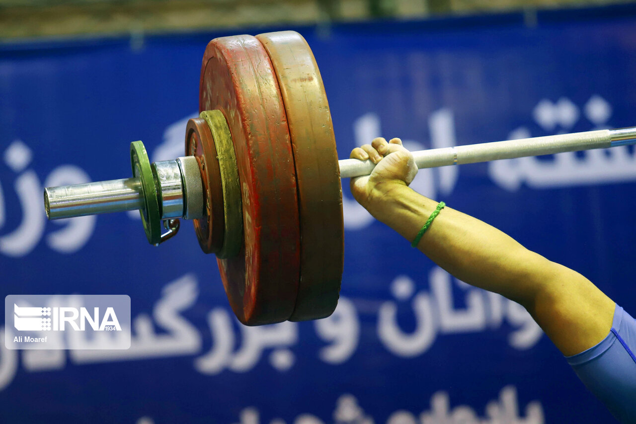 وزنه بردار گیلانی برای کسب سهمیه جهانی در اردوی تیم ملی حضور یافت