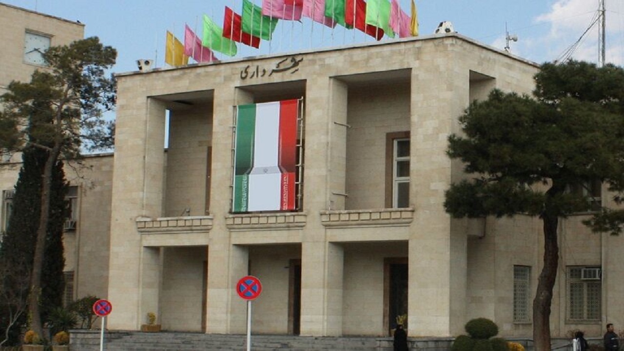 درخواست کارگران معترض خدمات شهری حداکثر تا ۳ هفته آینده بررسی میشود