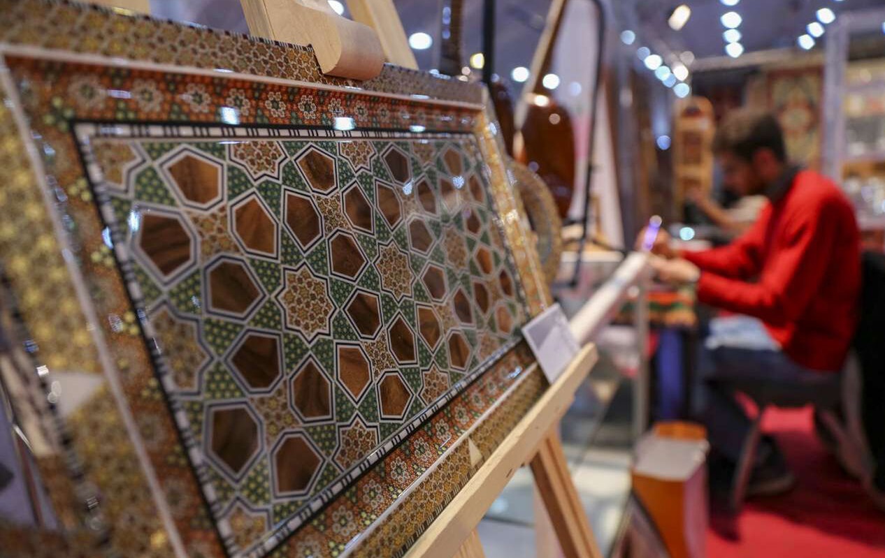 صنایع دستی فاخر فارس هویتدار میشوند