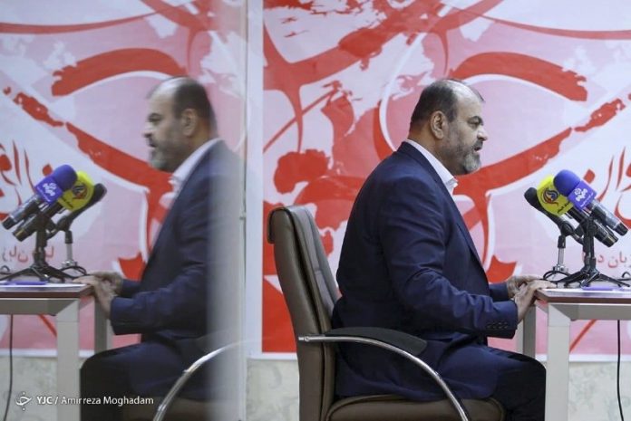 وعده وزیر راه برای حل مشکل مسکن