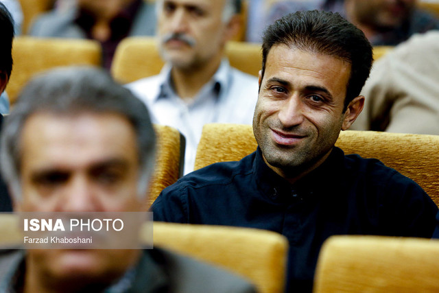 رجبزاده: باشگاه شاهین بیشتر از من ضرر کرد