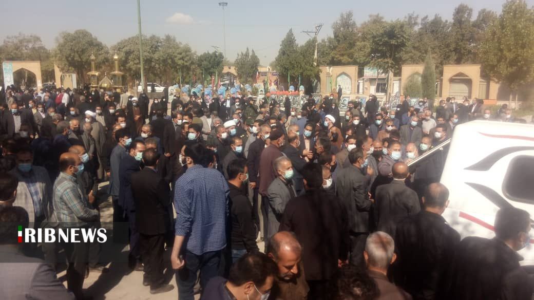 پیکر مرحوم ابوالفضل فخرالاسلام در اراک تشییع شد
