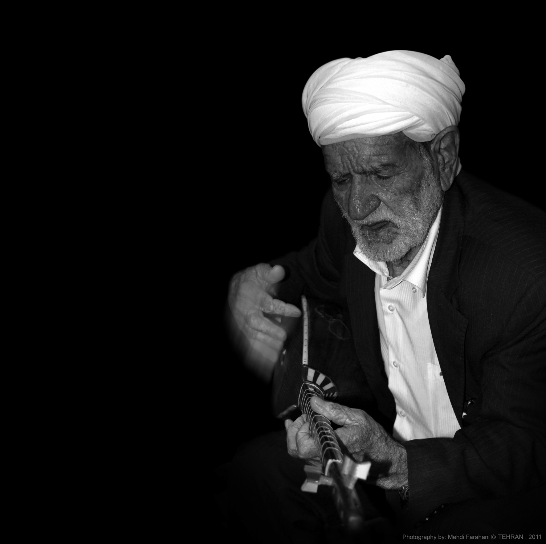 مقام «الله» به روایت عثمان محمدپرست