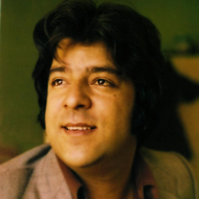 آهنگ خواننده افغانستانی؛ احمد ظاهر به نام "مادر" 