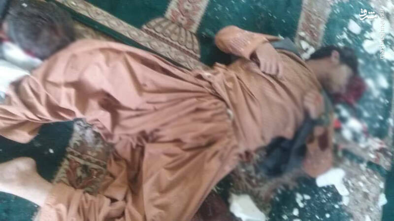 عکس/ تصاویری دردناک از انفجار در مسجد شیعیان افغانستان